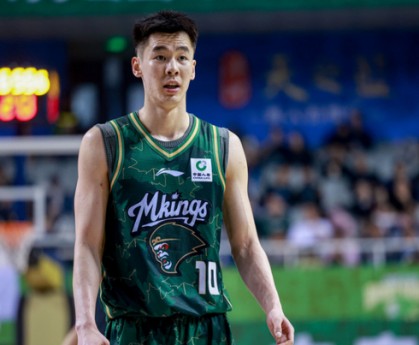 正式确定！CBA本土得分王离开球队，告别老东家